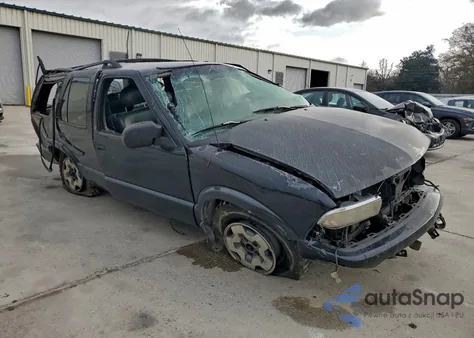 2002 Chevrolet Blazer z USA, uszkodzony, nr VIN 1GNDT13W22K214047